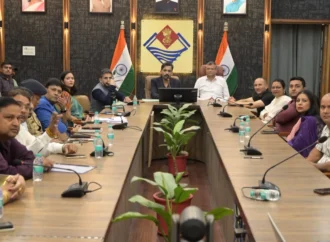 देहरादून में जिला योजना समिति के नवनिर्वाचित सदस्यों को मिले प्रमाण पत्र; विकास कार्यों को गति देने का आह्वान