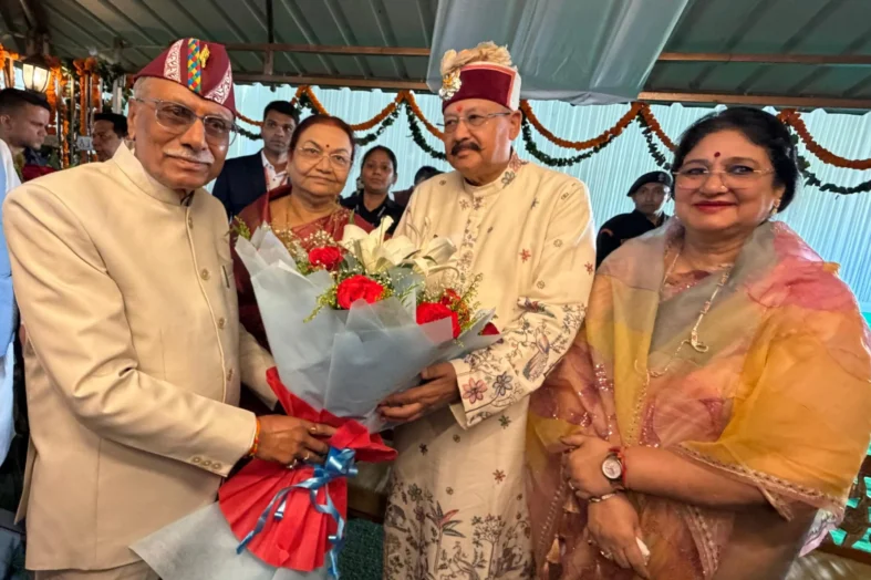महाराज ने नवनियुक्त राज्यपाल डॉ. ढाल सिंह बिसेन से की शिष्टाचार भेंट