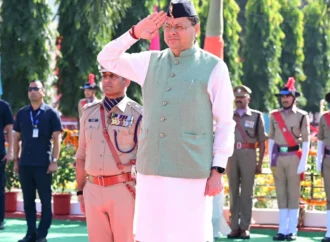 मुख्यमंत्री ने पुलिस स्मृति दिवस पर शहीद जवानों को दी श्रद्धांजलि, परिजनों को किया सम्मानित