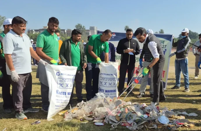 स्वच्छ सर्वेक्षण अभियान के तह्त शहर में चला विशेष सफाई अभियान, 40 टन कूड़ा उठाया गया