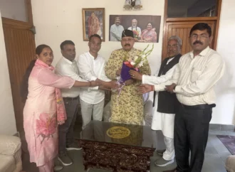 जयानंद भारती के भवन निर्माण हेतु 40 लाख की धनराशि स्वीकृत कराने पर महाराज का आभार जताया