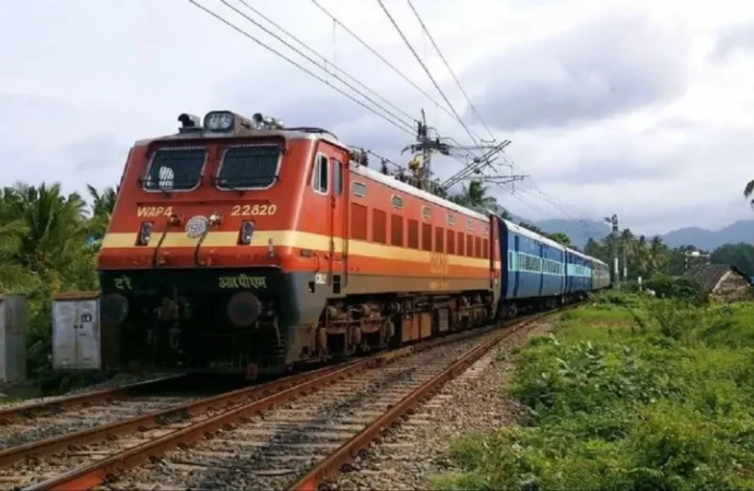 हरिद्वार को मिली तीन महत्वपूर्ण रेल सेवाओं की सौगात, मुख्यमंत्री धामी ने प्रधानमंत्री और रेल मंत्री का जताया आभार