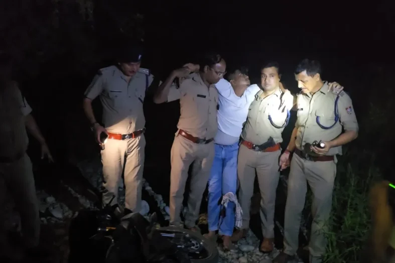 हरिद्वार में चेन स्नेचर और पुलिस के बीच मुठभेड़, पैर में गोली लगने से बदमाश घायल; साथी फरार